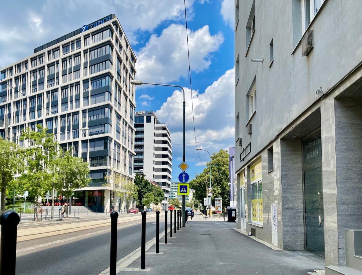 Peaceful Place In Old Town Apartment Bratislava Exterior photo